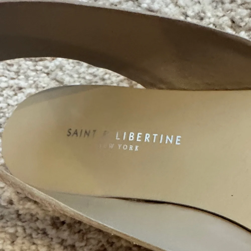Elegant Cream Slingback Sandals - Picture 2 of 6